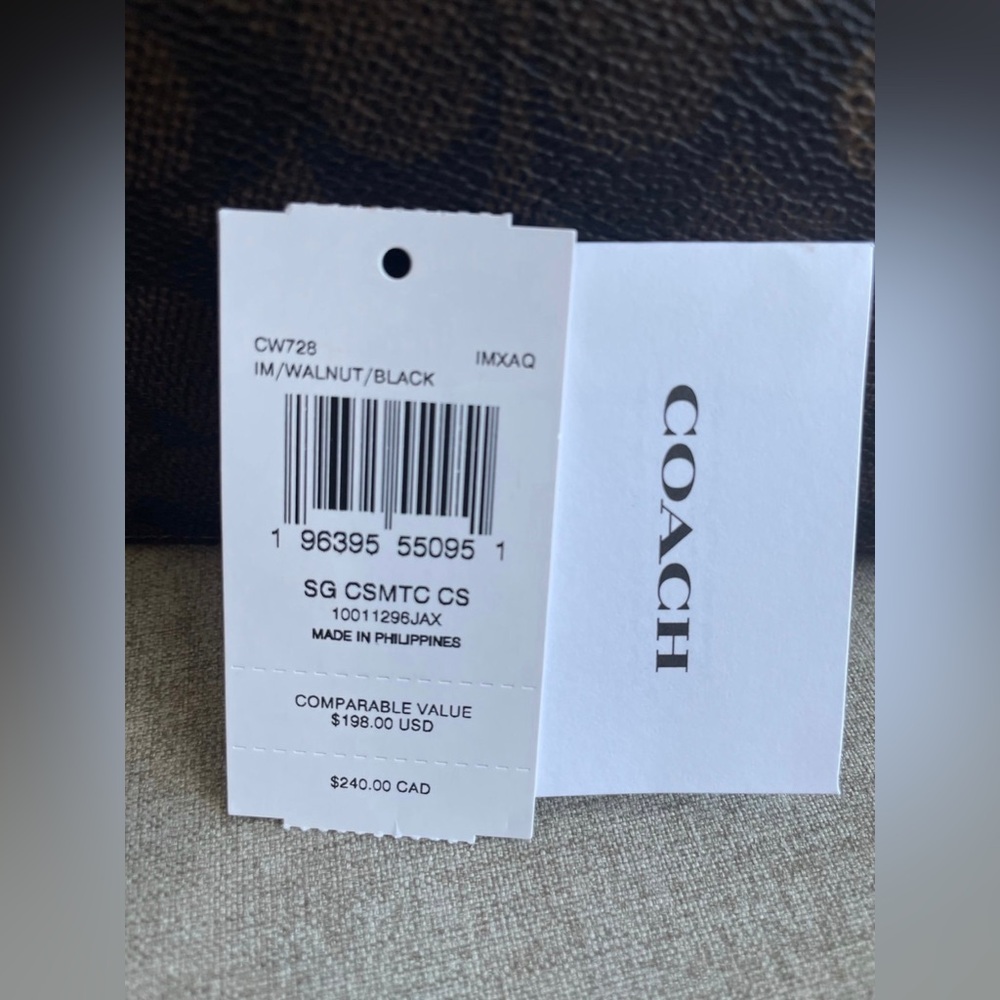 COPY - NWT!COACH COSMETIC CASE CROSSBODY IN SIGNATURE CANVAS(CW728)GOLD/WALNUT/… - Picture 9 of 9